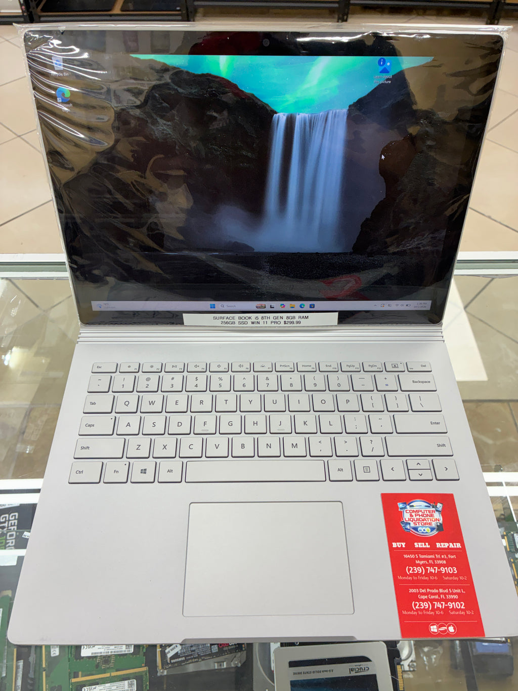 Surface Book 15” Laptop i5 8th Gen 8GB RAM 256GB SSD Win 11
