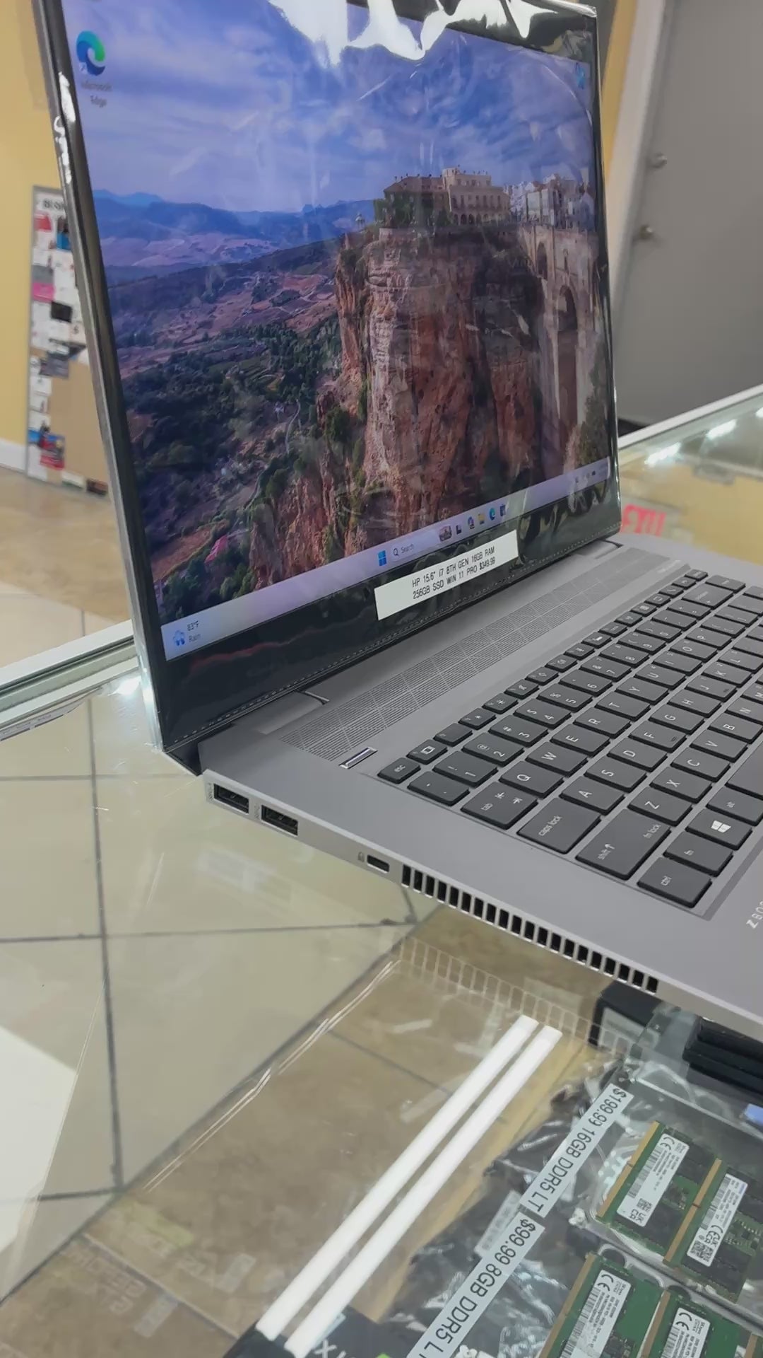 HP 15.6” Laptop i7 8th Gen 16GB RAM 256GB SSD Win 11 Pro