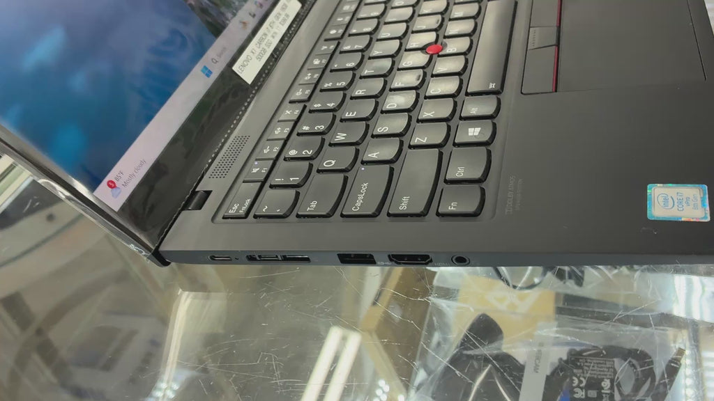 Lenovo Laptop X1 Carbon 14” i7 8th Gen 16GB Ram 500GB SSD Win 11