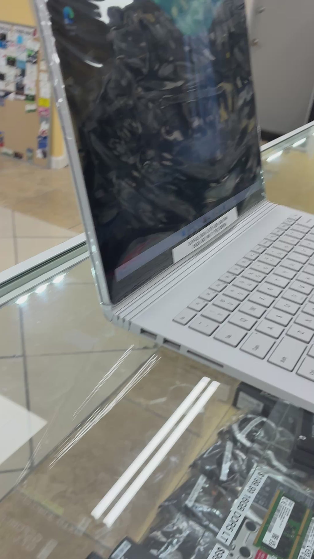 Surface Book 15” Laptop i5 8th Gen 8GB RAM 256GB SSD Win 11