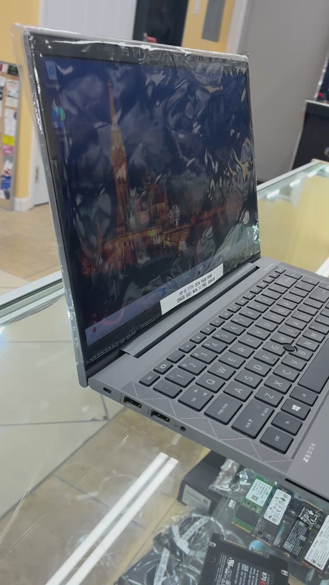 HP 14” Laptop i5 11th Gen 16GB RAM 256GB SSD Win 11 Pro