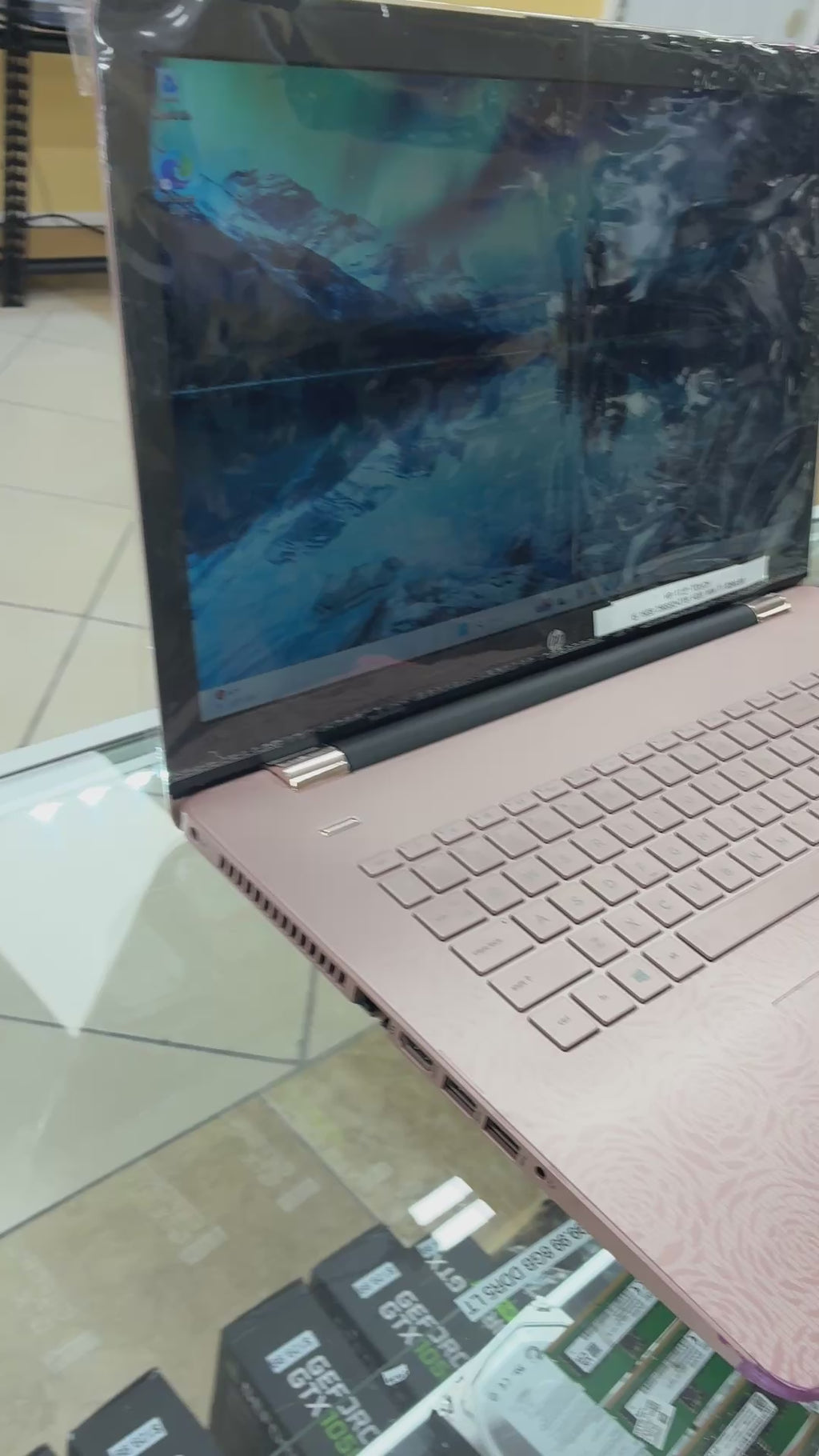 HP 17” Laptop Touch i5 7th Gen 16GB RAM 256GB SSD 2TB HDD Win 11 DVD